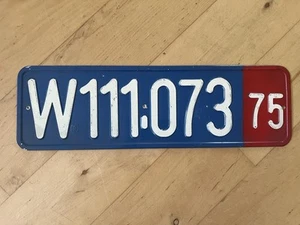 ALTES AUTO NUMMERNSCHILD KENNZEICHEN AUTOKENNZEICHEN W111.073 - Bild 1 von 2