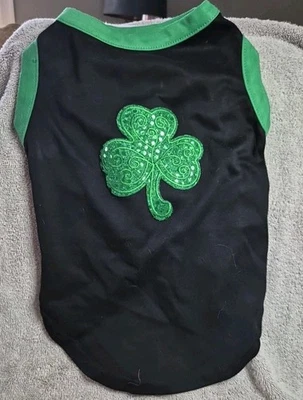 Собака Майка рубашка St Patricks день наряд черный зеленый трилистник домашних животных наряд XL  - Изображение 1 из 4
