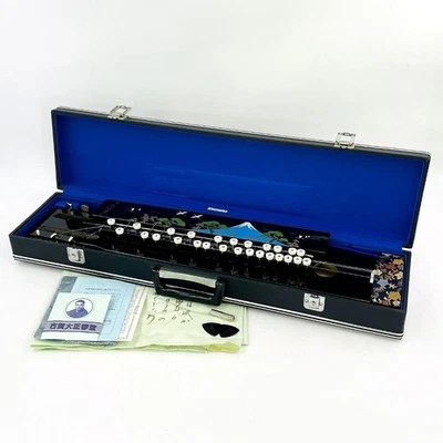 Taisyo Koto Japanese harp with three to five strings Instruments w/Case - Image 1 of 4