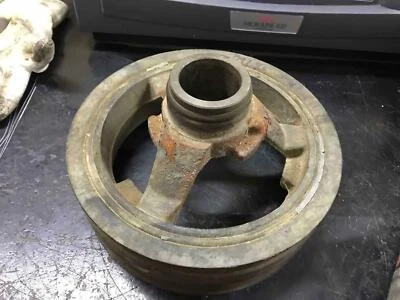 Chevrolet Harmonic Balancer 1999- Chevy Silverado 2500 Foto 1 de 3