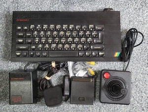 Sinclair ZX Spectrum 48K+, Receptor Bluetooth, Mod Compuesto, Joystick y Adaptador - Imagen 1 de 23