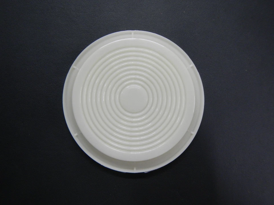 64 65 66 67 68 Buick LeSabre Wildcat Electra 225 lente de luz domo centro del techo Foto 1 de 3