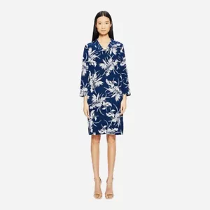 3498 $ Escada Damen blau weiß Blumenmuster Seide Etuikleid US M/8-10 Größe 40 - Bild 1 von 23