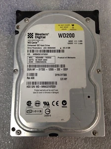Western Digital WD200BB-75DEA0 DP/N 01T320 REV A00 20GB IDE 3.5'' Hard Drive - Picture 1 of 4