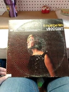 VINYL RECORD VIKKI CARR IT MUST BE HIM LIBERTY LST-7533 eg - Picture 1 of 6