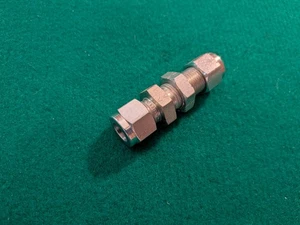 Parker 6BC6-S Mampara Unión 3/8" Montaje de Tubo 2 Piezas Acero Chapado - Imagen 1 de 1