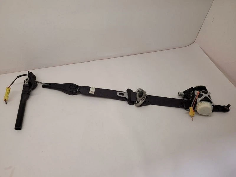 2013-2016 Chevrolet Impala Seat Belt Retractor Assembly OEM Foto 1 de 3