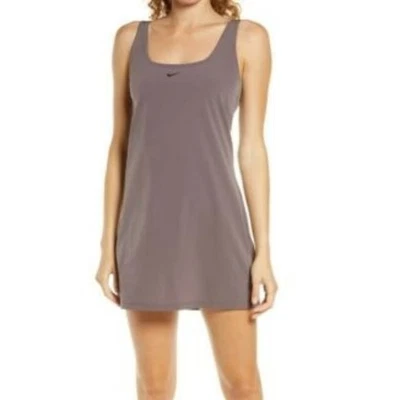 $95 Talla M Nike Flex Bliss Lujo Entrenamiento 2 en 1 Vestido Pantalones Cortos Púrpura DA0155 Foto 1 de 4