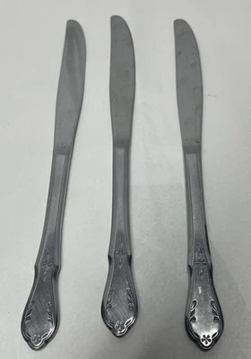3 Oneida  Stainless Steel  Dinner Knives - Image 1 of 3