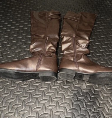 Women’s Brandless Knee High Riding Boot Brown Size 8 - Image 1 of 4
