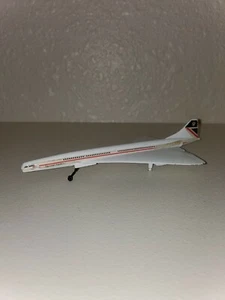 Corgi Toys Concorde Airplane White Made in United Kingdom - Picture 1 of 7
