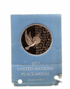 1973 United Nations Peace Medal  Solid Bronze ab 5 auktionen portofrei - Picture 1 of 2