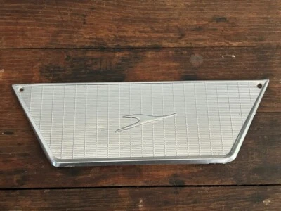 Used 1961 Studebaker Lark Aluminum Radio Delete Plate Dashboard Trim #2 Foto 1 de 2