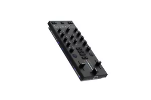 Native Instruments Traktor Kontrol Z1 Mk2 DJ Controller - Picture 1 of 6