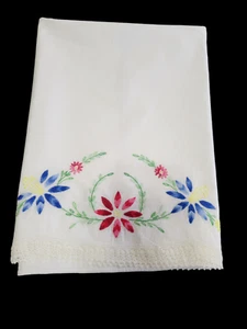 Vintage Baumwolle Kissenbezug Handbestickt Rot Blau Blumen Häkelborte 20"x29" - Bild 1 von 9