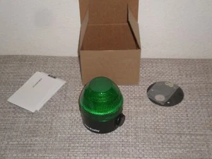 New! Allen Bradley 855BS-S10BL3 Green Strobe Surface Mount Light 120 VAC, 90mm - Picture 1 of 3