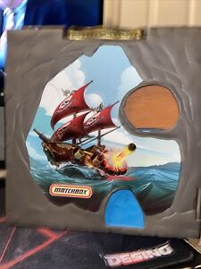 Matchbox 360 PIRATE SHIP Pop-Up Fold Out Play & Go Set 2006 Mattel Toy Case Used