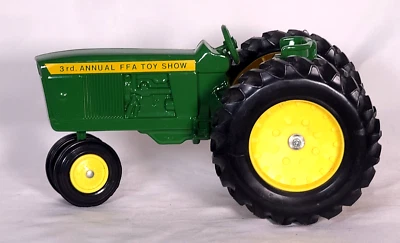 Tractor John Deere - 3er Salón Anual de Juguetes FFA Fremont, Ohio Mar. 26 y 27 1988- 1:16 Foto 1 de 4