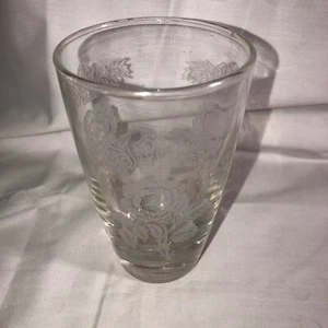 Vintage Libbey Drinking Glass Tumbler With White Flower And Gold Trim - Picture 1 of 9