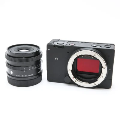 Sigma fp + Contemporary 45mm F/2.8 DG DN Lens Kit #275 - Image 1 of 4