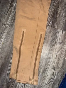 Truform Reißverschluss Kompression ohne Fuß Oberschenkel hoch 15-20 mmHg beige Gr. Large - Bild 1 von 3