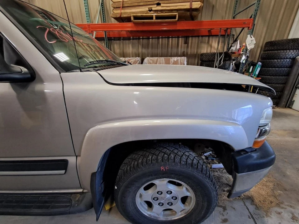 Passenger Right Fender With Fender Flare Fits 00-06 SUBURBAN 1500 1513647 Foto 1 de 1