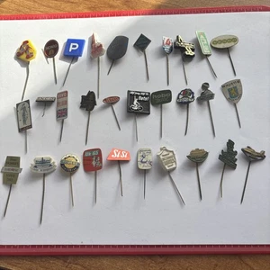 30 Mixed International Advertising Badges. - Picture 1 of 1