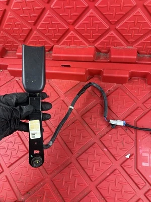 2007 2008 年本田 Ridgeline 左前驾驶员侧座椅皮带扣组件 Oem — 第 1/4 张图片