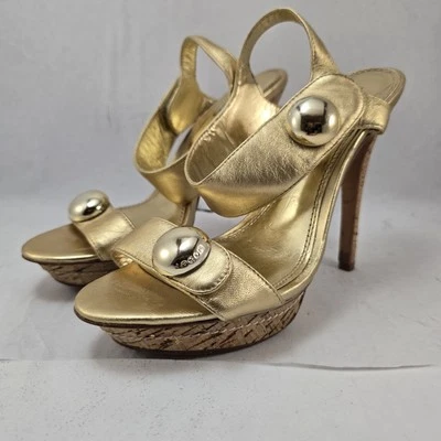 Sandalias de plataforma bebe doradas metálicas tacones talla 8M suela de corcho glamurosas años 90 Foto 1 de 4