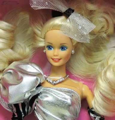 Barbie Sterling Wishes 3347 a 1991 Spiegel Special LE NUEVO EN CAJA Stand Foto 1 de 4