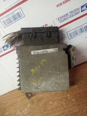 05293124 Dodge o Plymouth Neon 1995 ecm ecu computador Foto 1 de 4