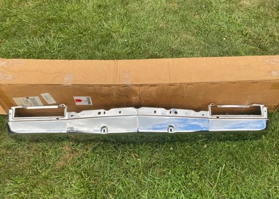 Parachoques delantero Cadillac DeVille Fleetwood 1989 1990 GM 25528817 genuino OEM ~ NUEVO Foto 1 de 4