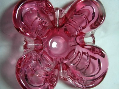 HERMOSO CUENCO MULTICAPA MULTICAPA MURANO MALVA de colección Foto 1 de 4