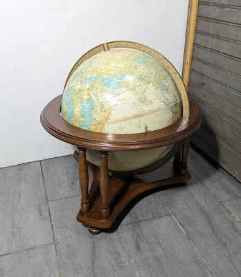 Soporte de madera vintage Cram's Imperial Desktop World Globe Powell de los años 80 Foto 1 de 4