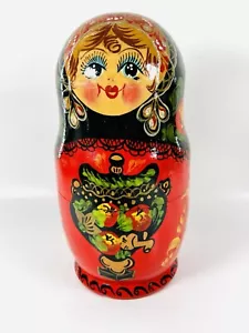 Russian Vtg. Matryoshka Nesting Dolls Hand Painted 7 Piece Set Family Babushka - Picture 1 of 22