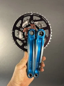 Juego de bielas vintage Kooka CNC anodizado rojo turquesa 175 94/58 BCD 22 32 44 VRC - Imagen 1 de 8