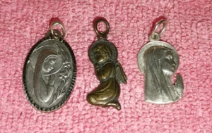 Lot of 3 Medals Religious Catholic Antique Silver Metal - Picture 1 of 8
