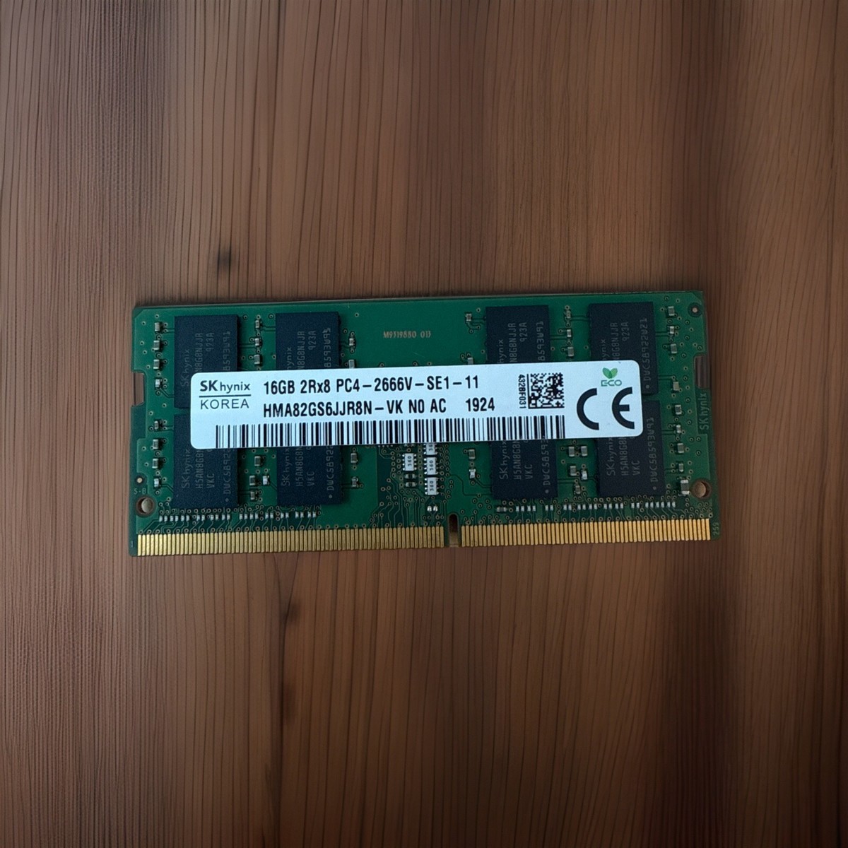 SKhynix DDR4-2400 16GBx8 (128GB) 動作確認済み SK Hynix 8GB DDR4 2400 Laptop SO-DIMM RAM 1Rx8 PC4-19200