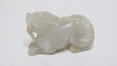 Estatuilla Pixiu fina tallada en jade chino Foto 1 de 4