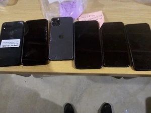 Apple iPhone para piezas 6 unidades. Mira fotos. Todo encendido  - Imagen 1 de 3