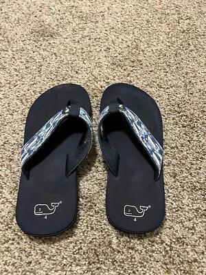 Vineyard Vines Boys Flip Flops Size 4 Whale Slip on Flip Flop Sandals - Image 1 of 3
