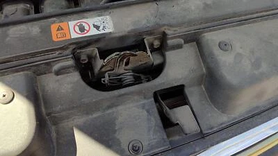 Conjunto de pestillo de capó Kia Soul 2012 2013 con soporte OEM Foto 1 de 4