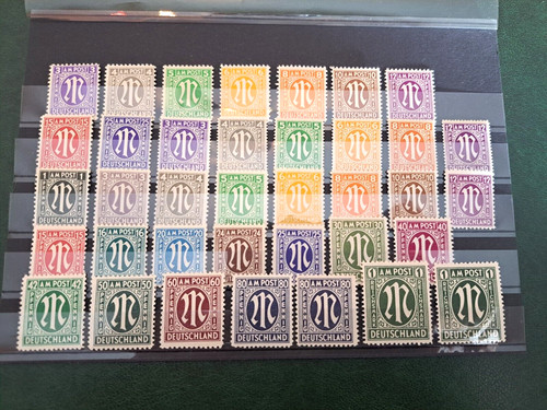 Foto 1 di 3