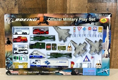 Daron Realtoy RT 9006 Boeing Offical Military Play Set New Sealed (worn box) - Image 1 of 4