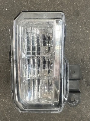 Subaru Forester 2019 2024 pasajero derecho luz antiniebla luz antiniebla OEM Foto 1 de 4