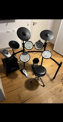 Roland TD-15 Elektro Schlagzeug (komplettes Equipment ) - Bild 1 von 4
