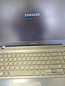 Samsung NP470R5E-i5-3230M@2.6GHz 2GB Ram No SSD/HDD/OS w/ PS - Picture 1 of 5