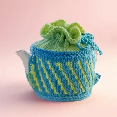 HANDMADEJOY Stylish Tea Pot Cozy Knitting Pattern for Beginners - PDF Instructions Download
