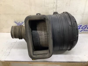 International PROSTAR Air Cleaner - Used - Picture 1 of 6