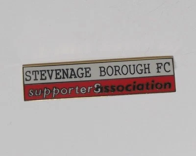 STEVENAGE BOROUGH FC - OLD ENAMEL SUPPORTERS ASSOCIATION BADGE   - Image 1 of 2